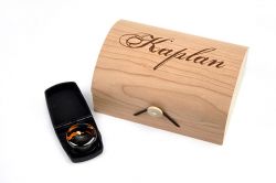 KRDDBX Kaplan Premium Канифоль, темная, 12шт в деревянной коробке, D'Addario