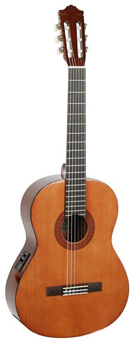 Yamaha CX40 Электроакустическая гитара