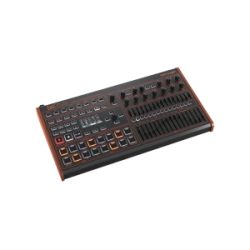 BEHRINGER LM DRUM - 16 инструментов, 109 звуков, регулятор уровня и панорамы, 16 пэдов, 128 паттерно