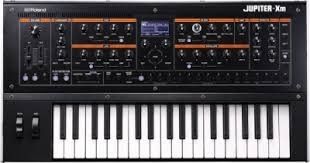 ROLAND JUPITER-XM