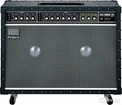 ROLAND JC-120G гитарный комбо