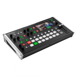 ROLAND V-8 HD