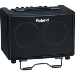 ROLAND AC-33 - комбо для акустических гитар, стерео, 2х15 Вт., 8 батареек АА.