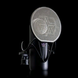Aston Microphones ELEMENT BUNDLE  Студийный микрофон с эластичным держателем и поп-фильтром