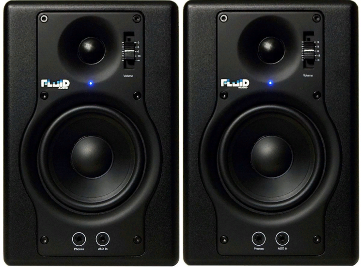 Fluid Audio F4  пара мониторов, двухполосные, 30 Вт RMS, с балансным/ небалансным подключением