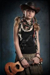 ArdiMusic Женский топ размер XS (40) рисунок "Гитара из страз"...