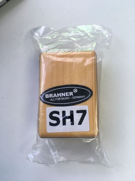 Шейкер BRAHNER SH-7 деревянный, в форме коробочки, размер 7см х 5см х 3 см