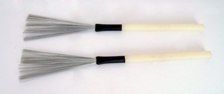 SV502 Щетки для барабана металлические Lutner