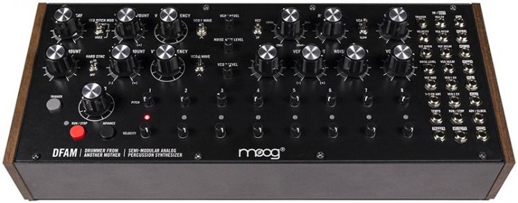 Синтезатор профессиональный MOOG DFAM