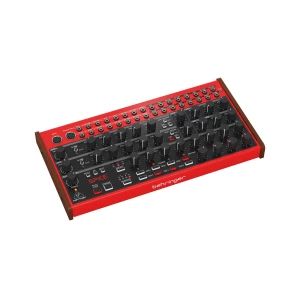 BEHRINGER SPICE - Аналоговый полумодульный полиритмический синтезатор с 2 осцилляторами, 4 суб-осцил
