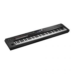 ROLAND RD2000